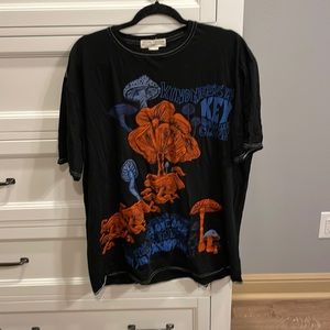 Kindness is key, hold me close Urban outfitters T-Shirt